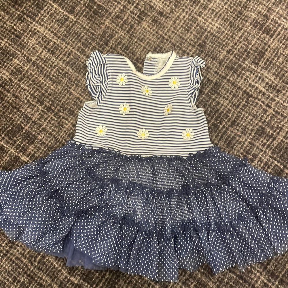 Like new little me dress